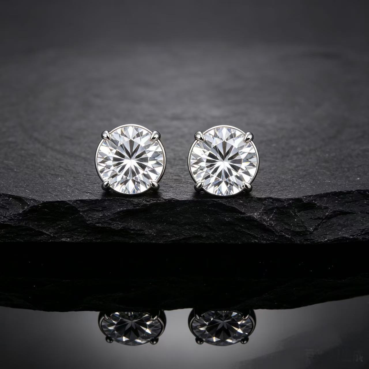 Stud Earring